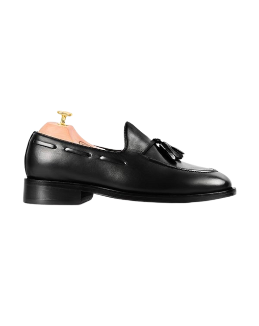 Tasselled apron loafer black crust